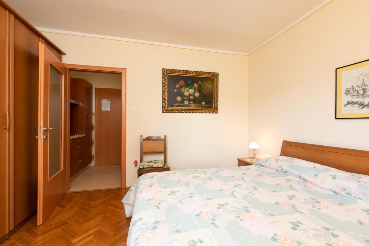 Apartments Spanjic 克尔克 外观 照片