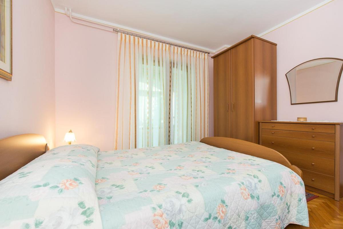 Apartments Spanjic 克尔克 外观 照片